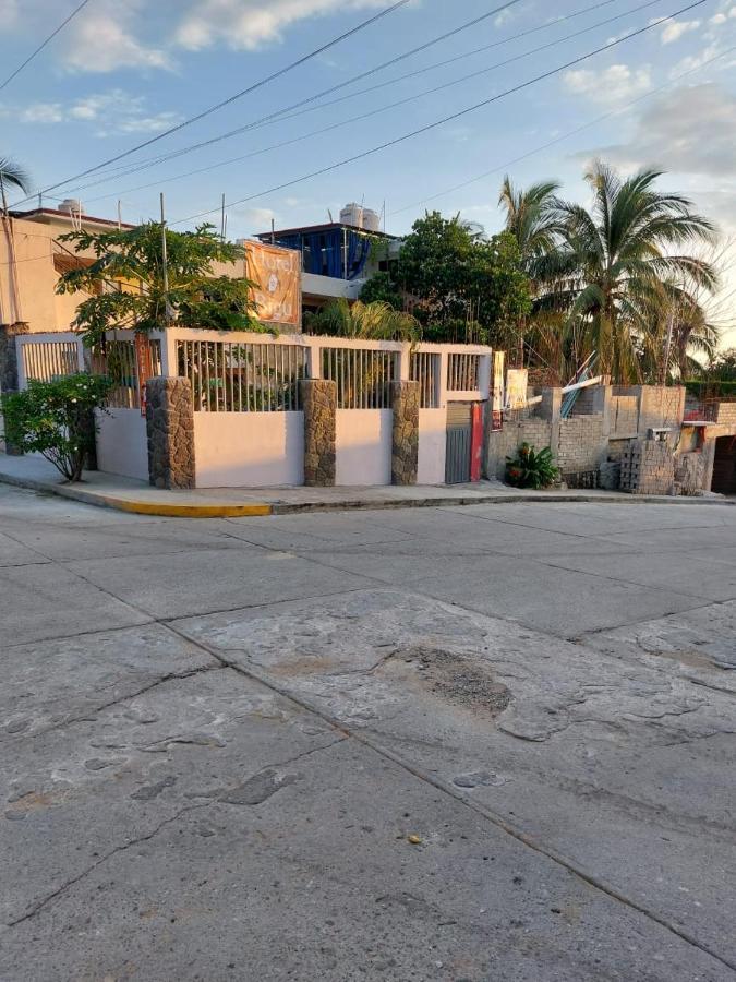 Hotel Bigu Puerto Escondido  Buitenkant foto