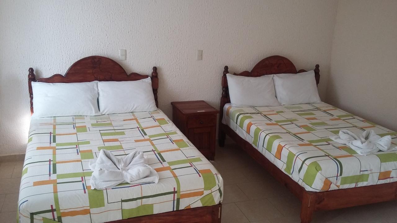 Hotel Bigu Puerto Escondido  Buitenkant foto