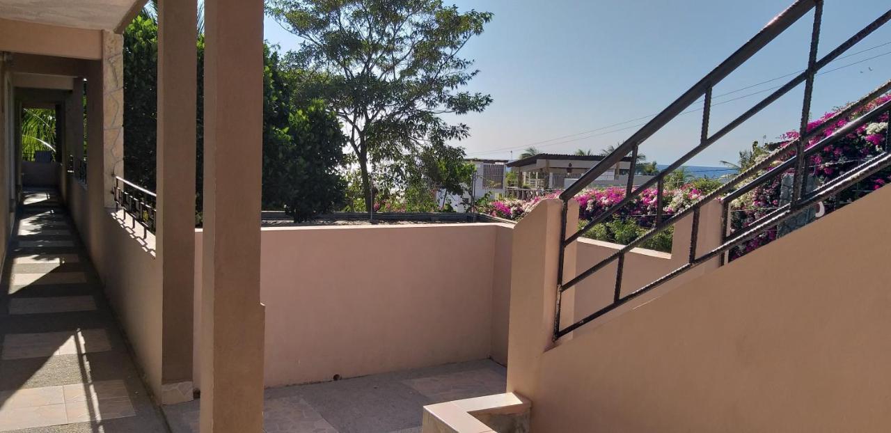 Hotel Bigu Puerto Escondido  Buitenkant foto
